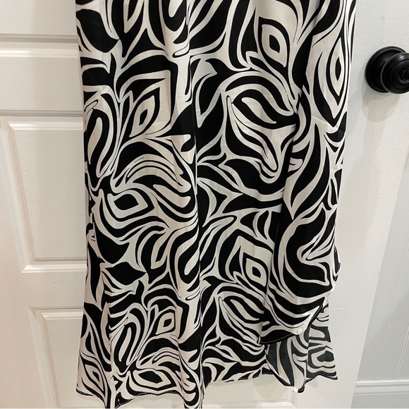 Donna Morgan Printed One Shoulder Tie Waist Dress with Draped Skirt Size 4 - Picture 10 of 16